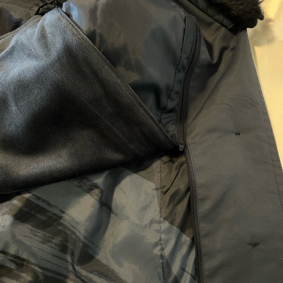 Dennis Basso Women's Dark Blue Faux Fur Collar Coat - Picture 6 of 12